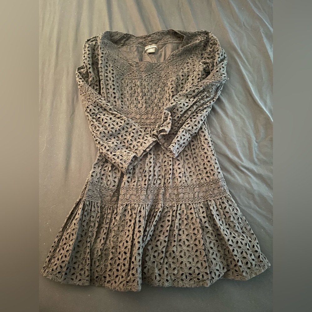 Victoria’s Secret- MODA international- eyelet dress